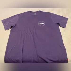 Levi’s Relaxed Fit T-Shirt Size Medium Men’s NWOT
